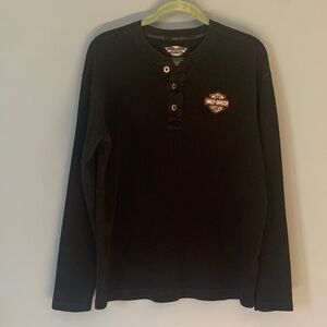 Harley-Davidson Black Long Sleeve Tee Shirt Stitched Emblem Front and Back